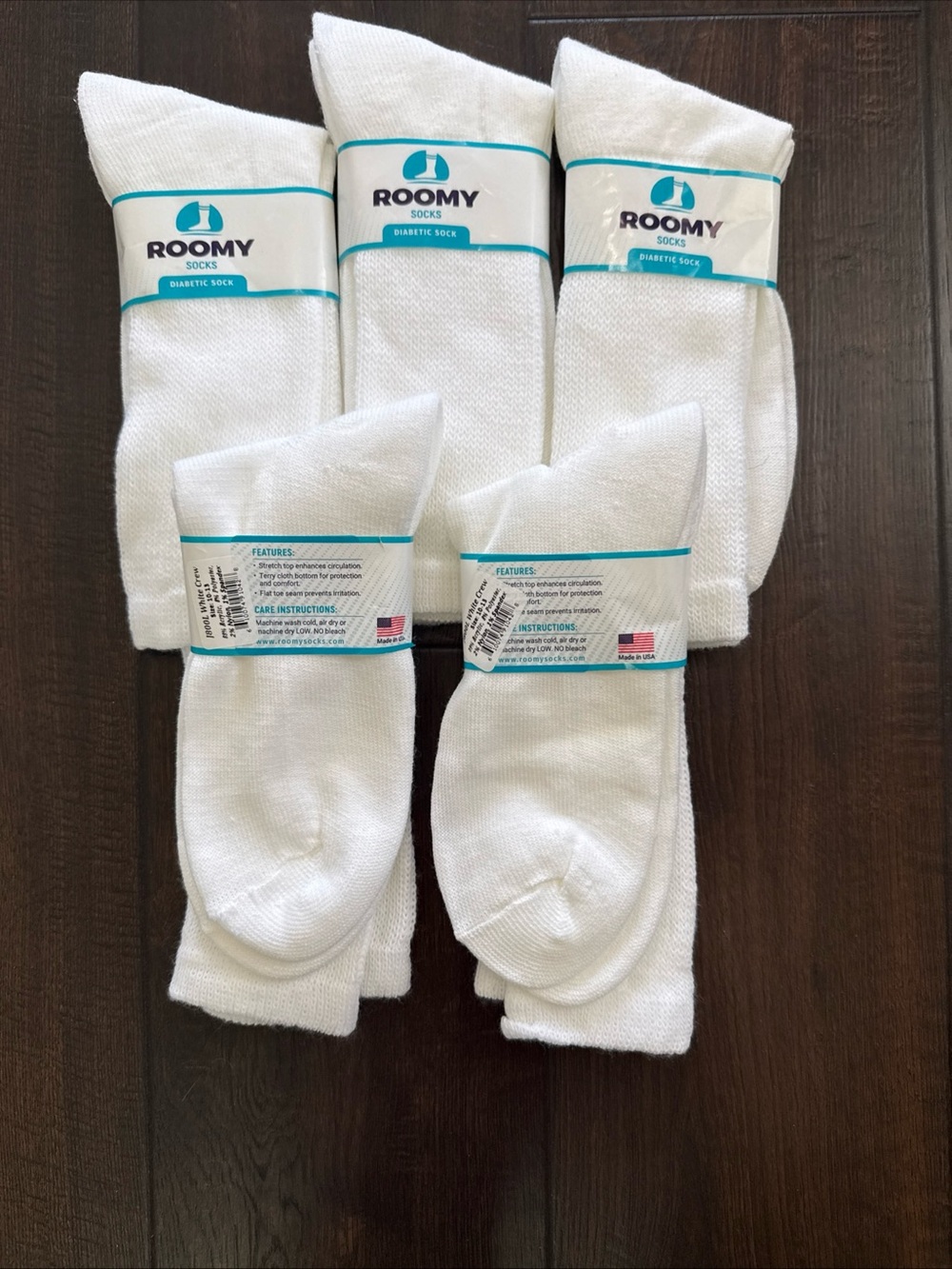 Roomy White Diabetic Crew Socks - Comfort Pack lot of 5